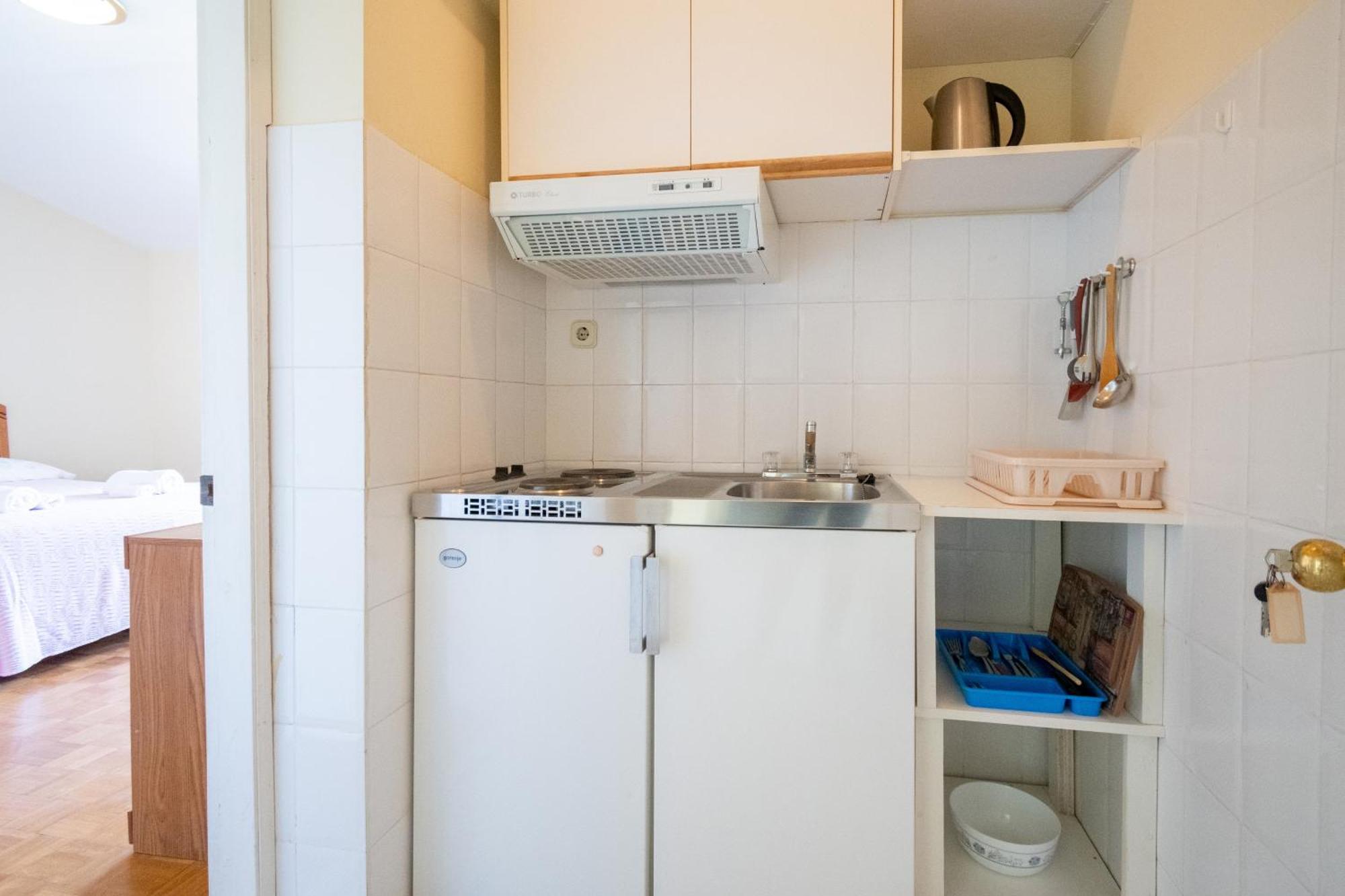 Apartments And Rooms By The Sea Mrljane, Pasman - 327 Neviđane Rum bild